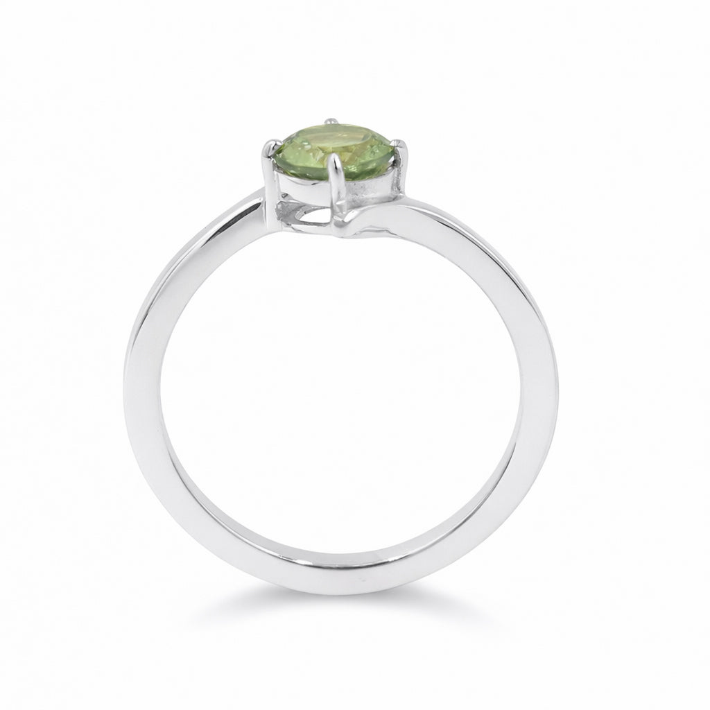 925 Silver Round Peridot Vintage Style Ring with Minimal Design
