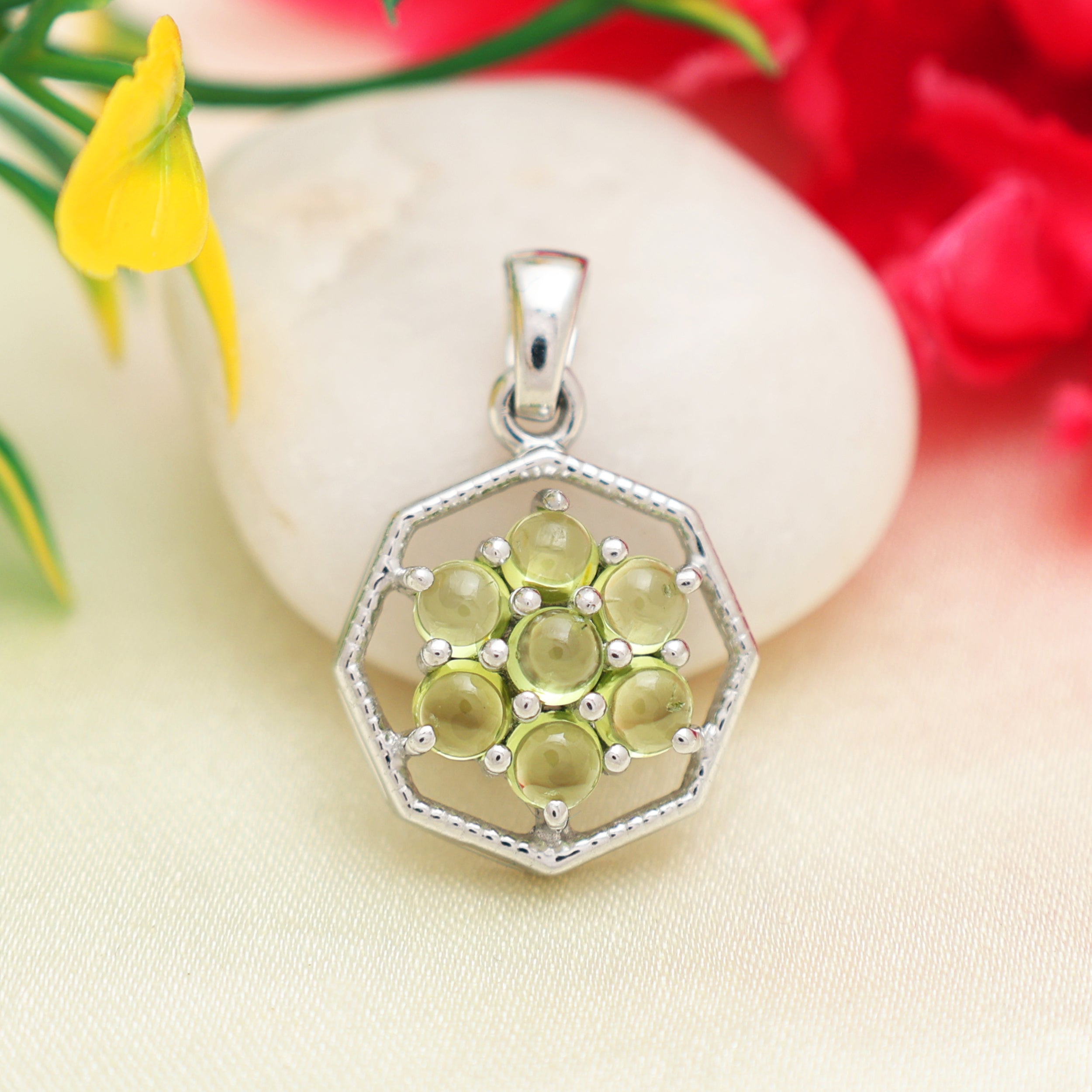 Peridot Round Cabochon with Prong Setting