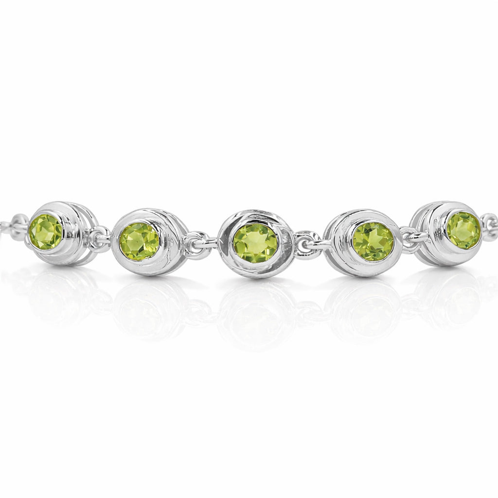 Five Stone Peridot Charm Link Bracelet in 925 Silver