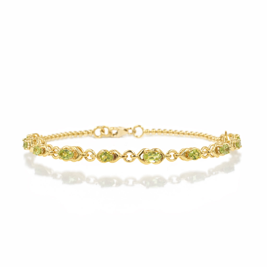 Oval Peridot Charm Bracelet with 11 Stones in 925 Silver