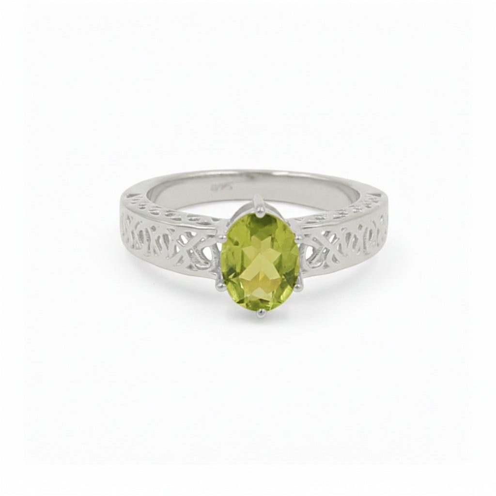 925 Silver Peridot Mughal Lattice Ring – Heritage Inspired Elegance