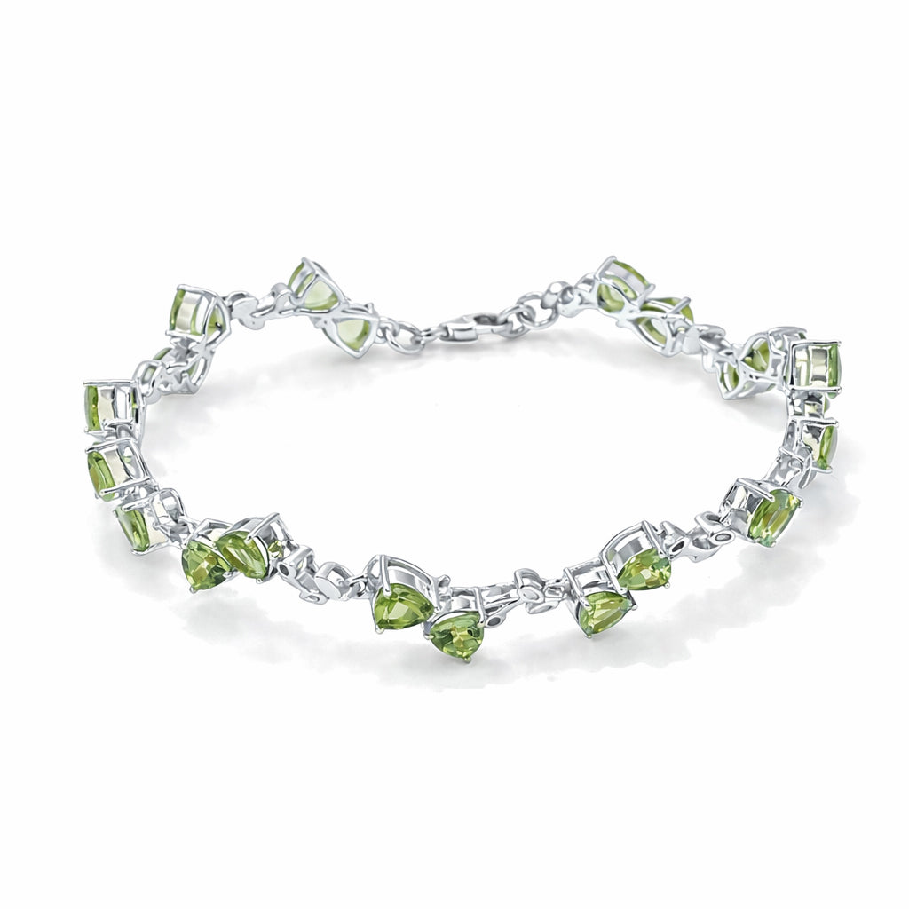 Trillion Peridot Leaf-Inspired Charm Link Bracelet in 925 Silver