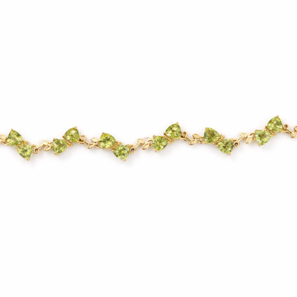 Trillion Peridot Leaf-Inspired Charm Link Bracelet in 925 Silver