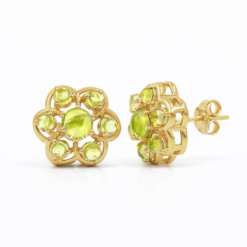 Peridot Cabochon Flower Stud Earrings in 925 Silver