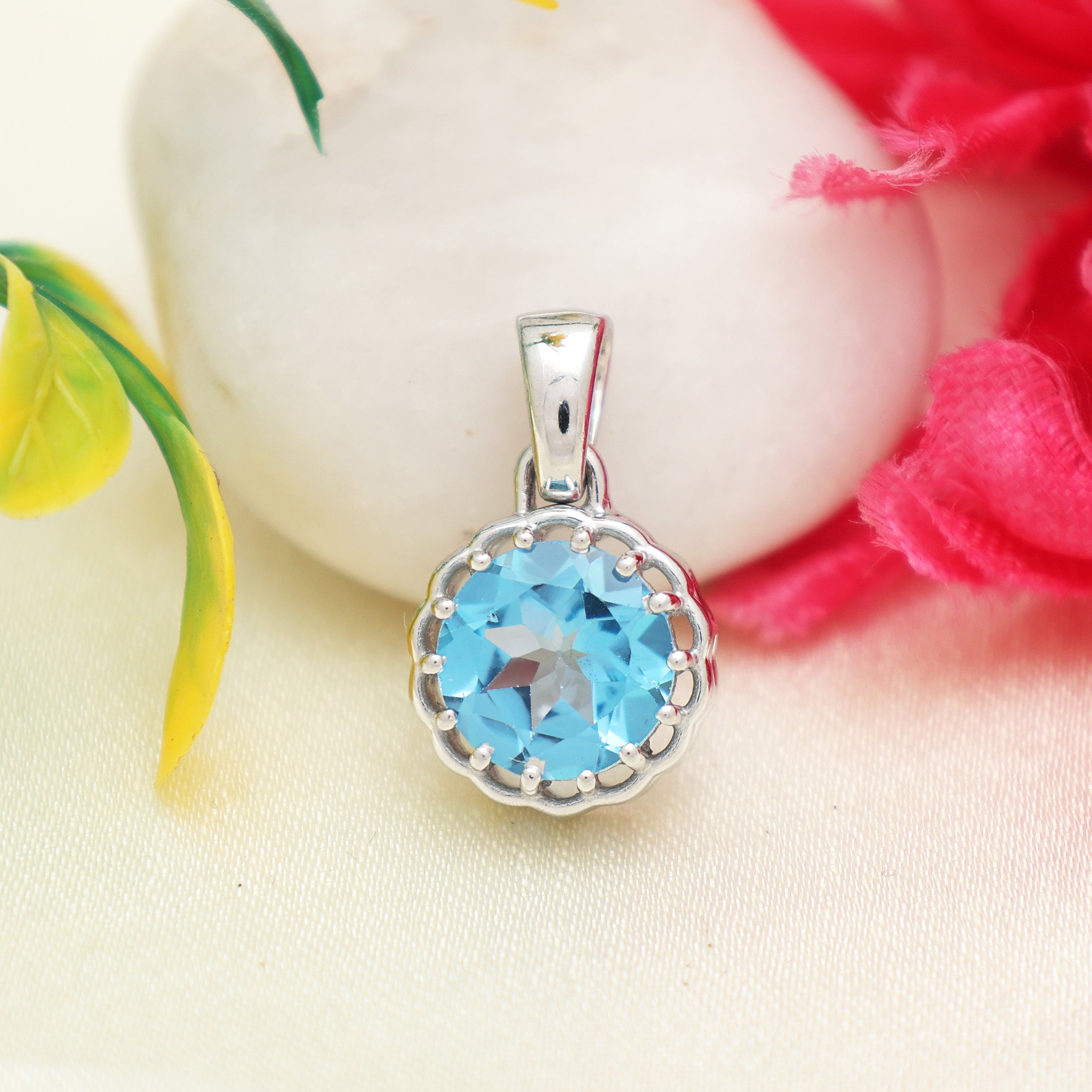 Swiss Blue Topaz Round Pendant with Prong Setting