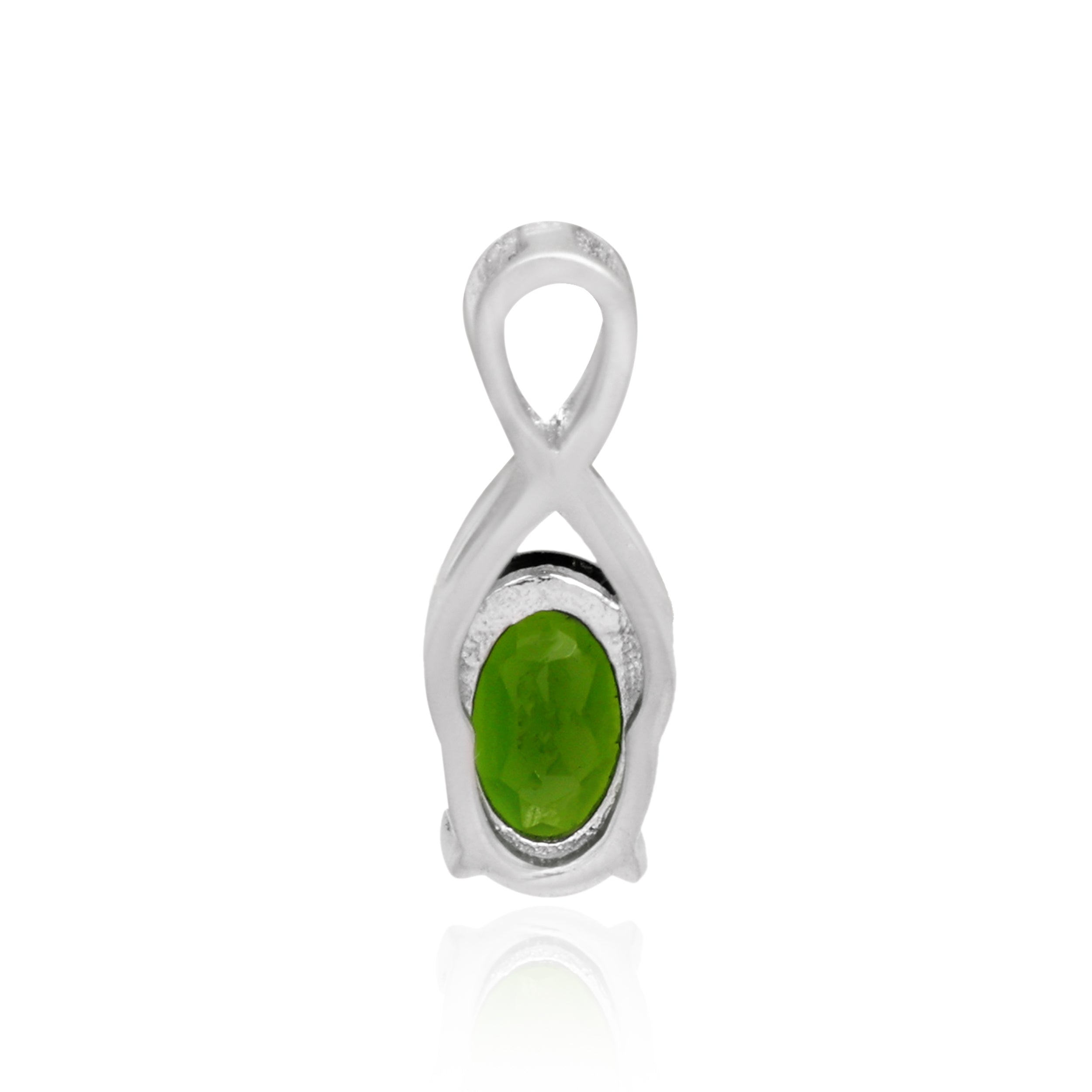 Chrome Diopside Oval Pendant with Prong Setting