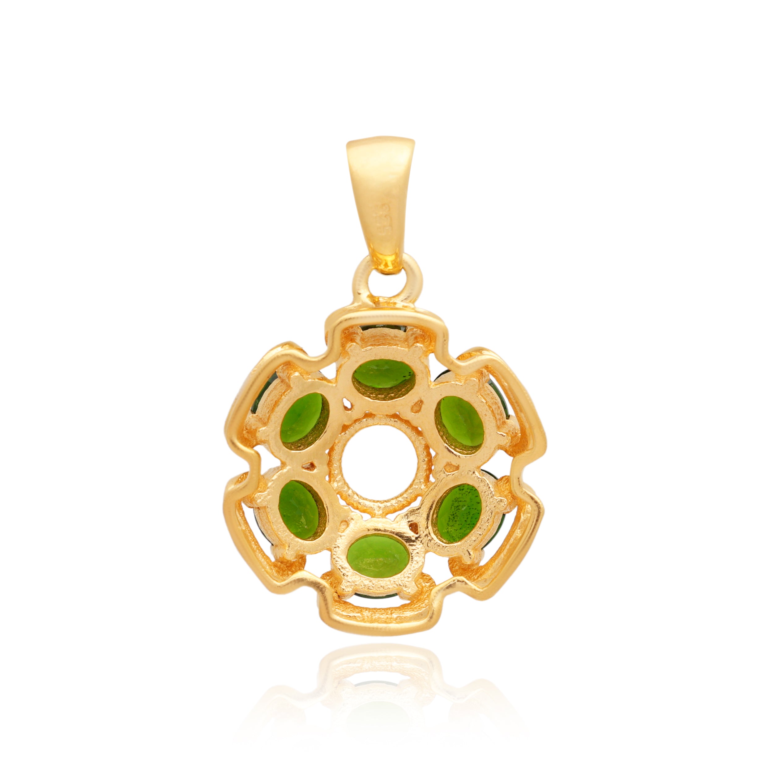 Chrome Diopside Oval Pendant with Prong Setting