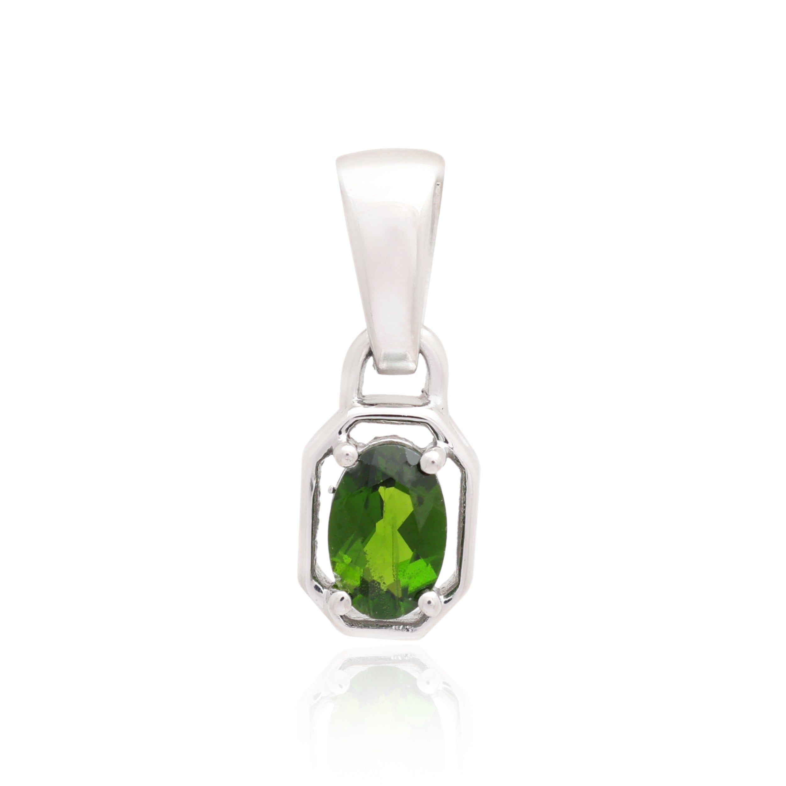 Chrome Diopside Oval Pendant with Prong Setting