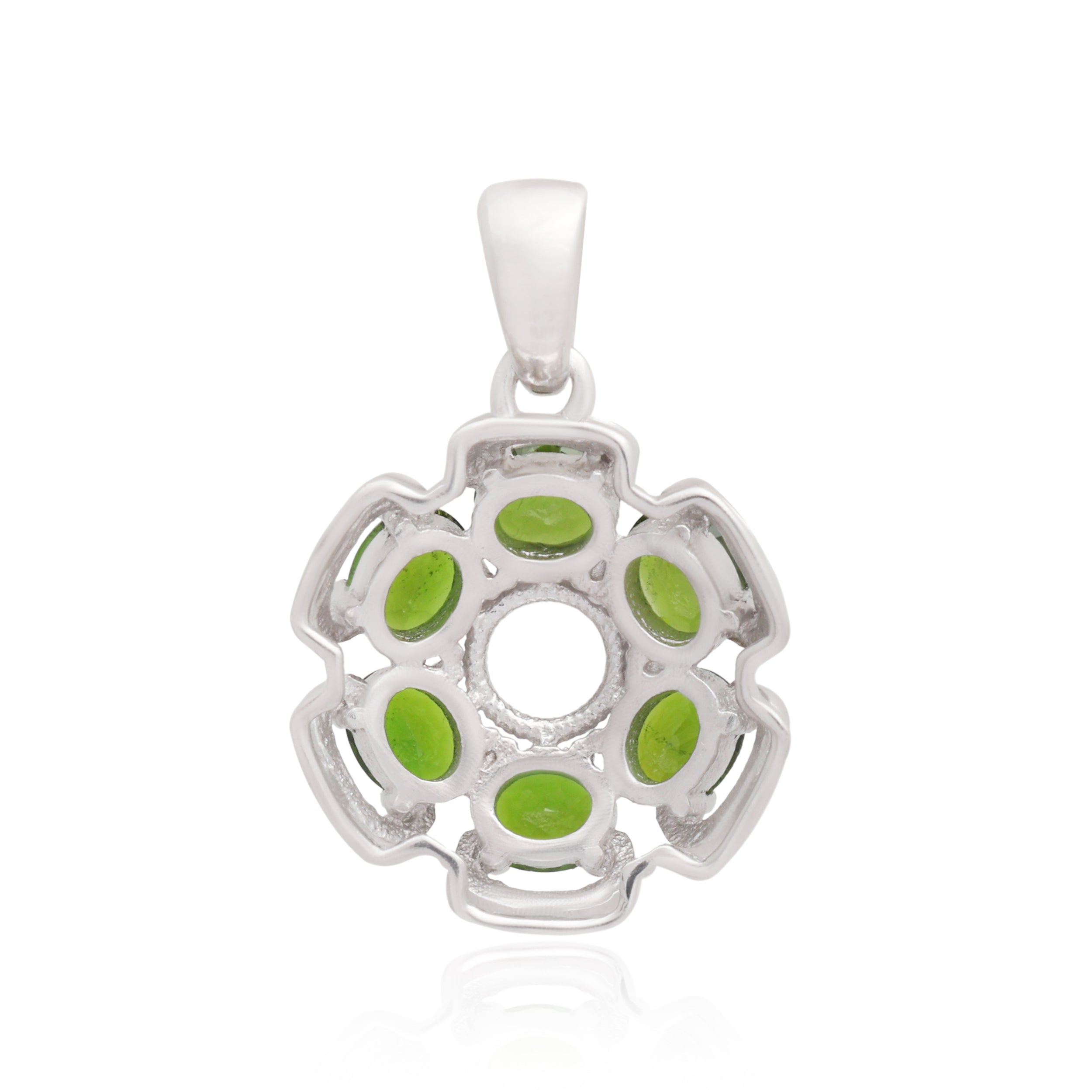 Chrome Diopside Oval Pendant with Prong Setting