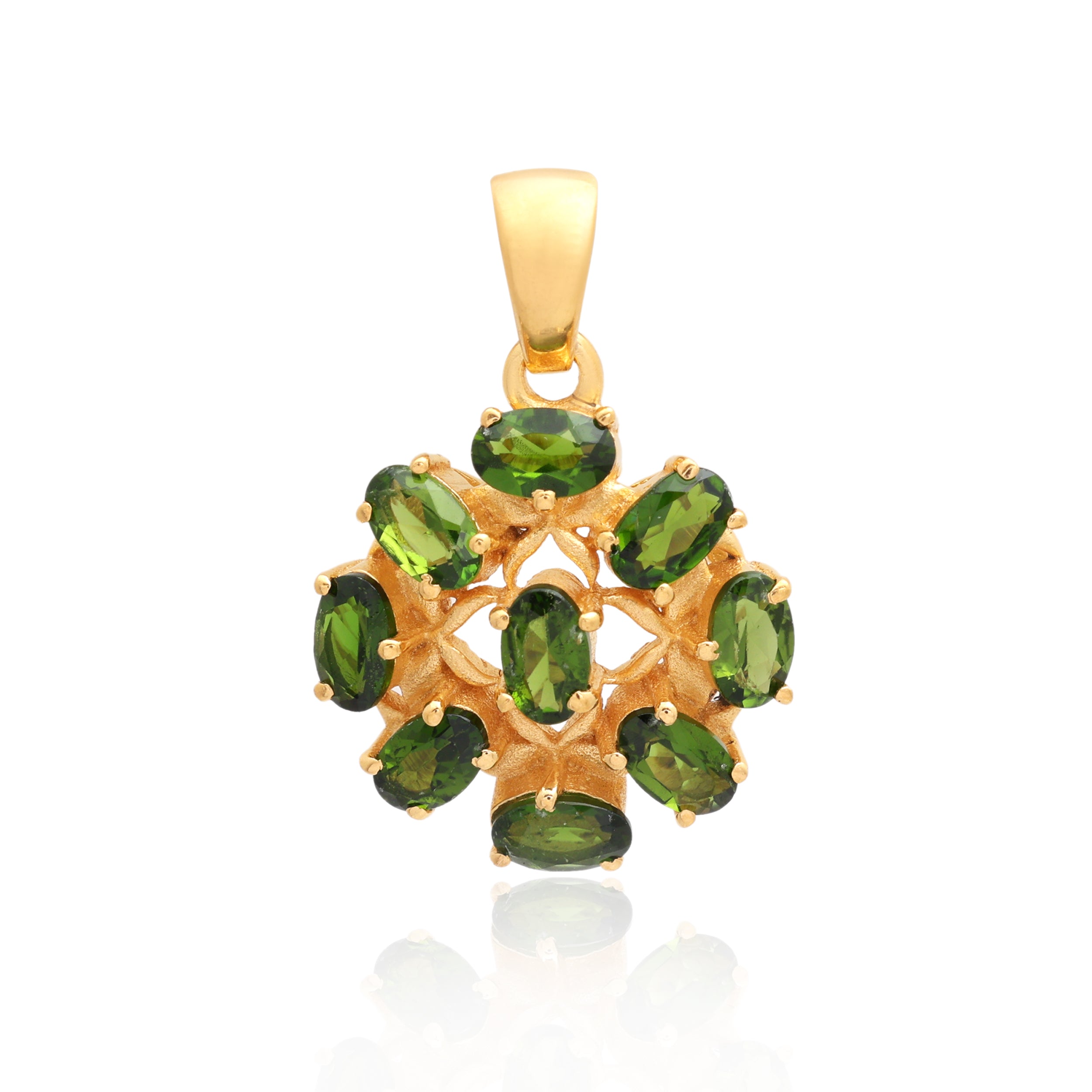 Chrome Diopside Oval Pendant with Prong Setting