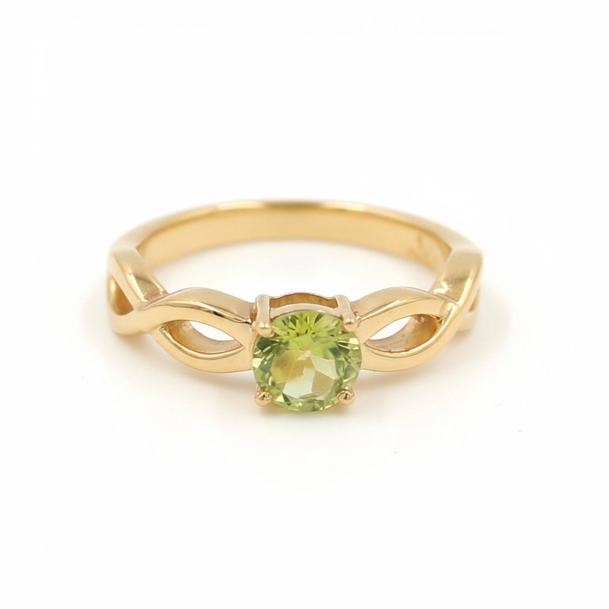 925 Silver Round Peridot Rope Band Ring with Classic Designer Style