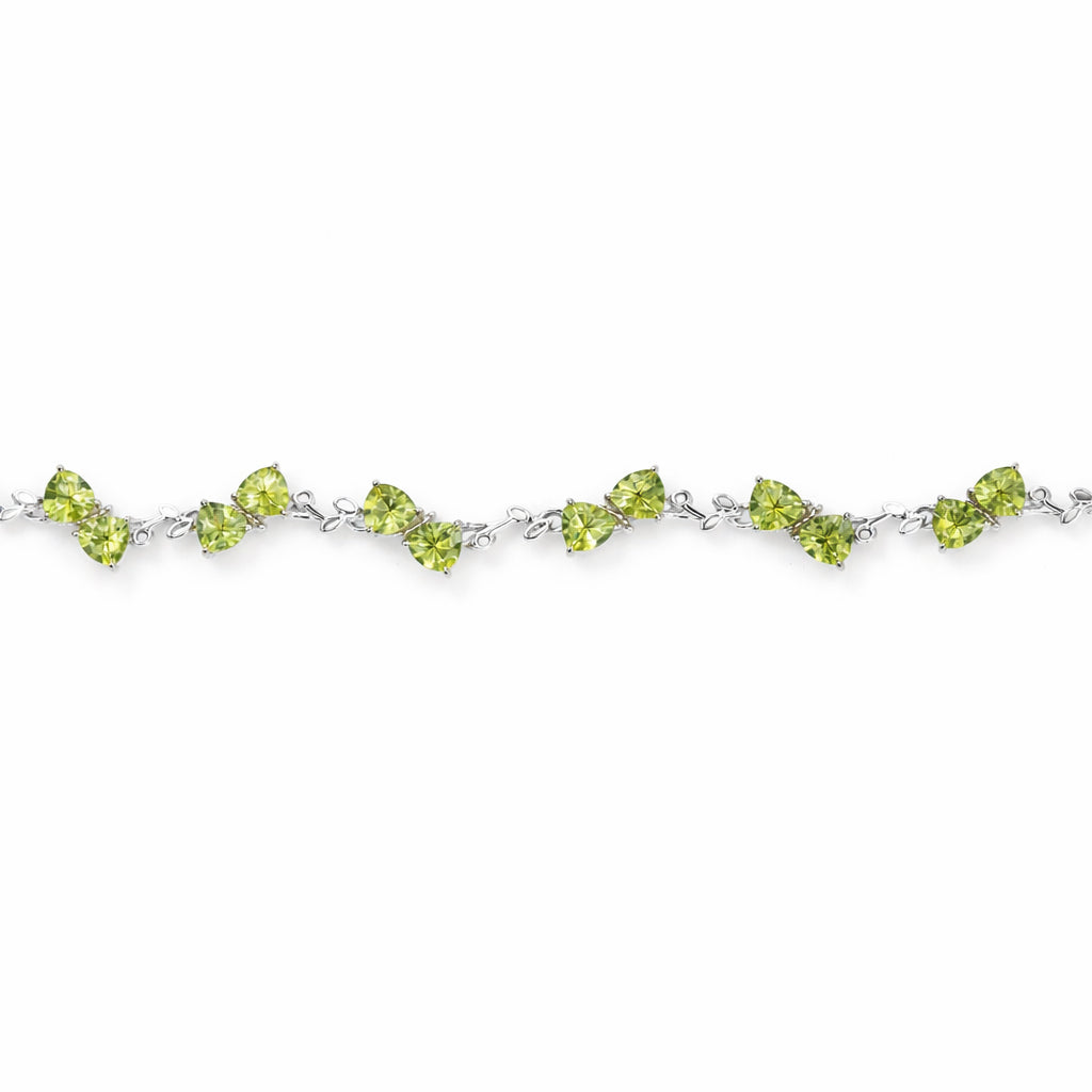 Trillion Peridot Leaf-Inspired Charm Link Bracelet in 925 Silver