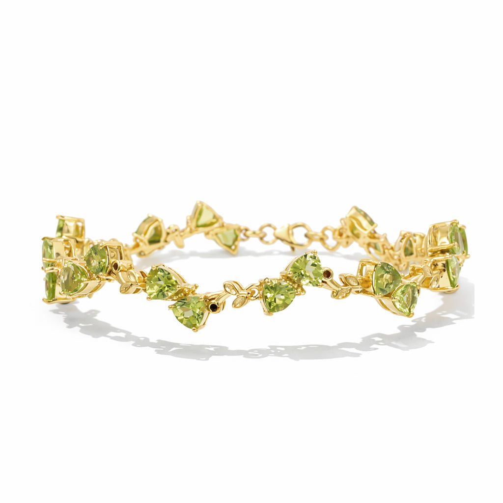 Trillion Peridot Leaf-Inspired Charm Link Bracelet in 925 Silver